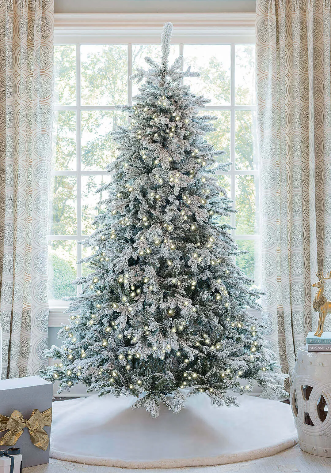 6.5' Queen Flock® Artificial Christmas Tree with 650 Warm White LED Lights