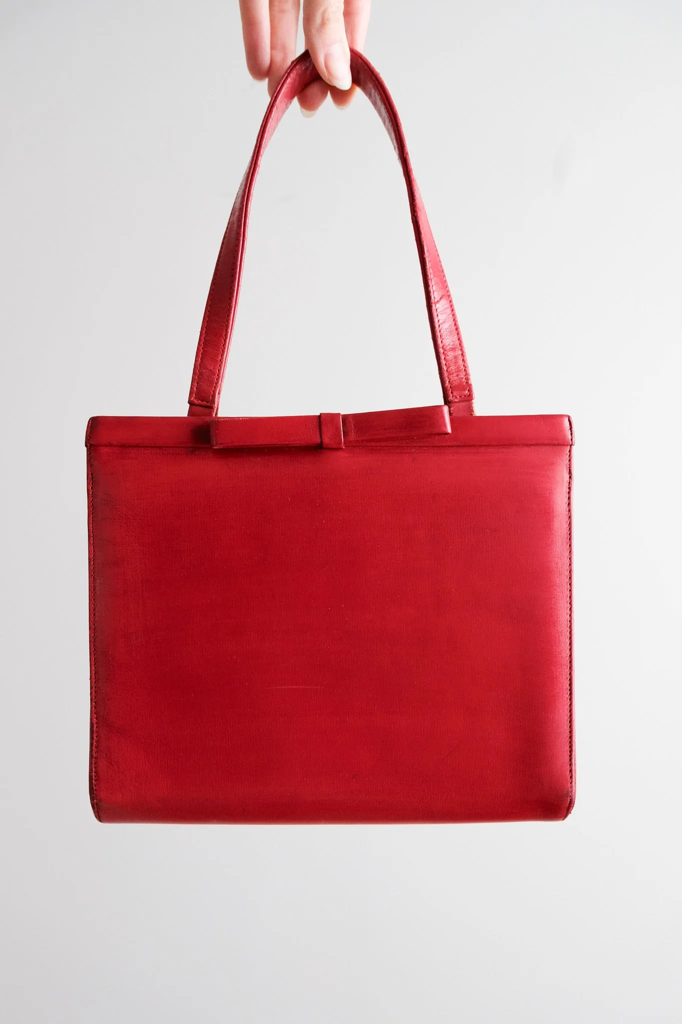 Adorable 1960's Red Square Bow Structured Leather Handbag