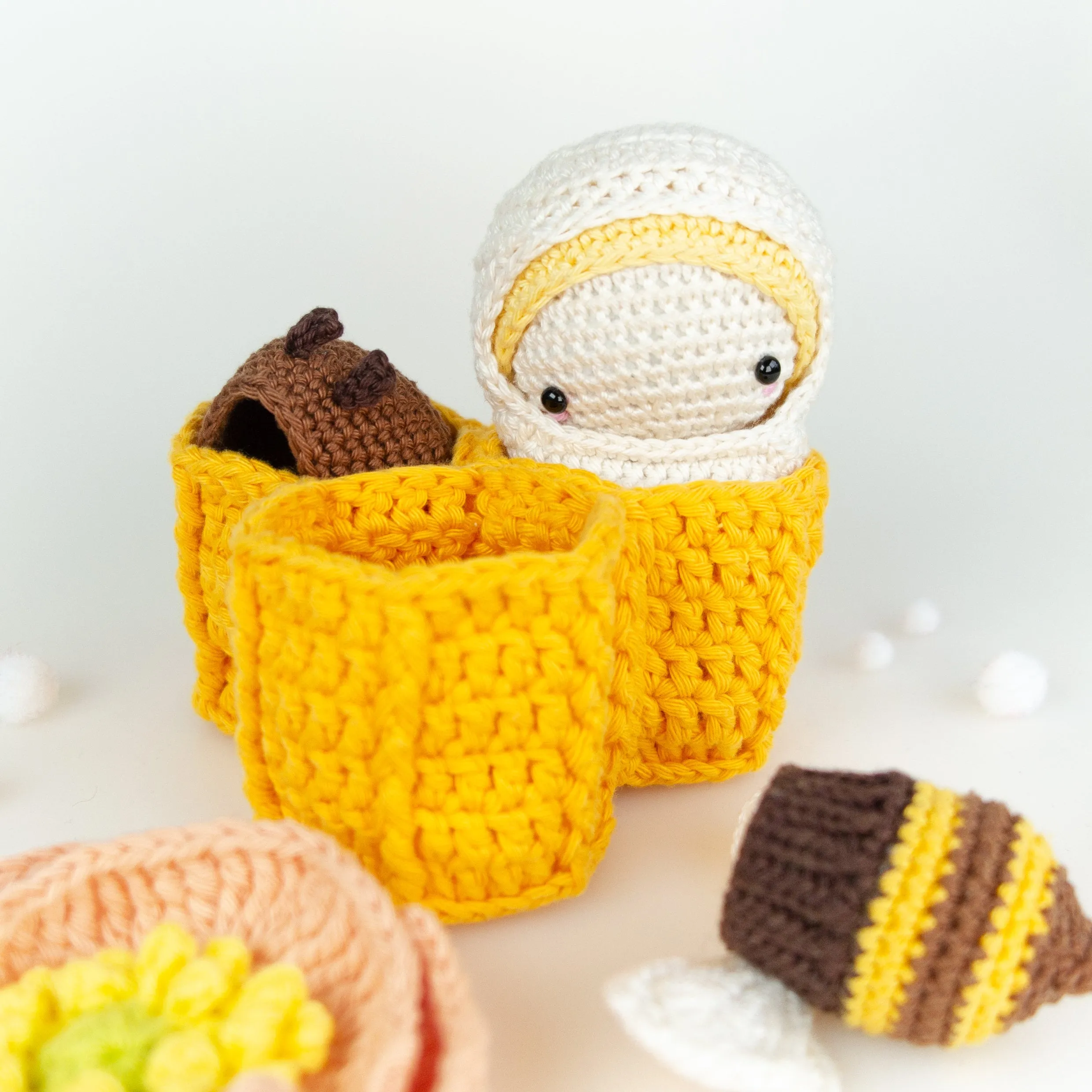 Amigurumi Crochet Kit . Bee Lifecycle Playset