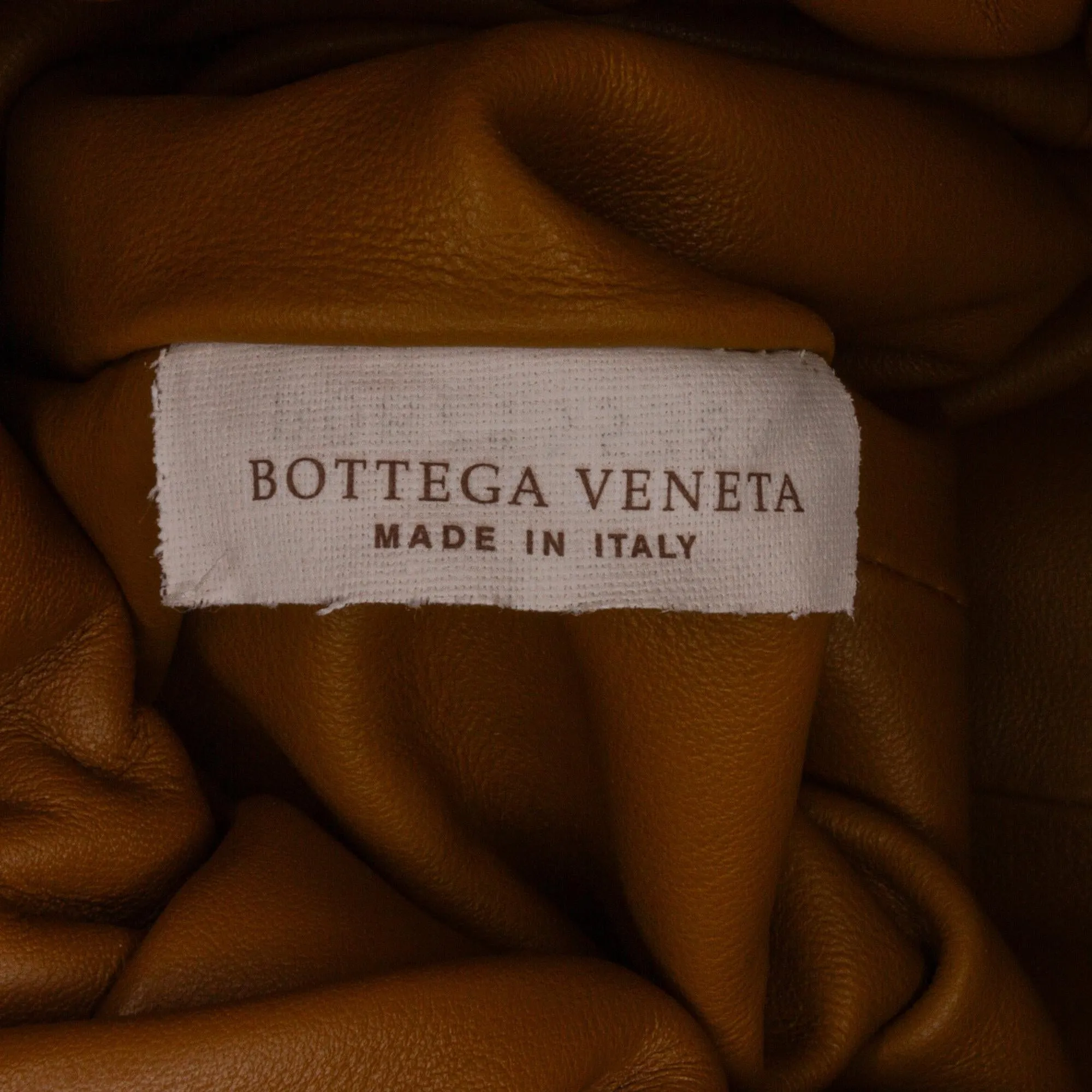 Bottega Veneta Small The Shoulder Pouch (SHG-mWfpPF)