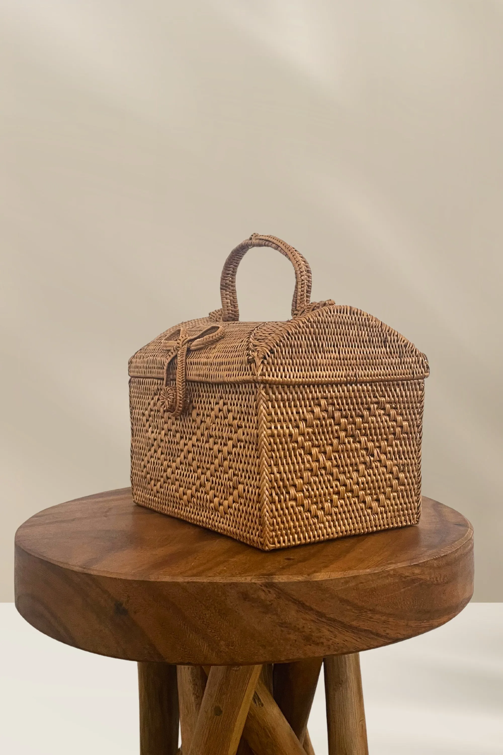 Boxy Rattan Top Handle Clutch