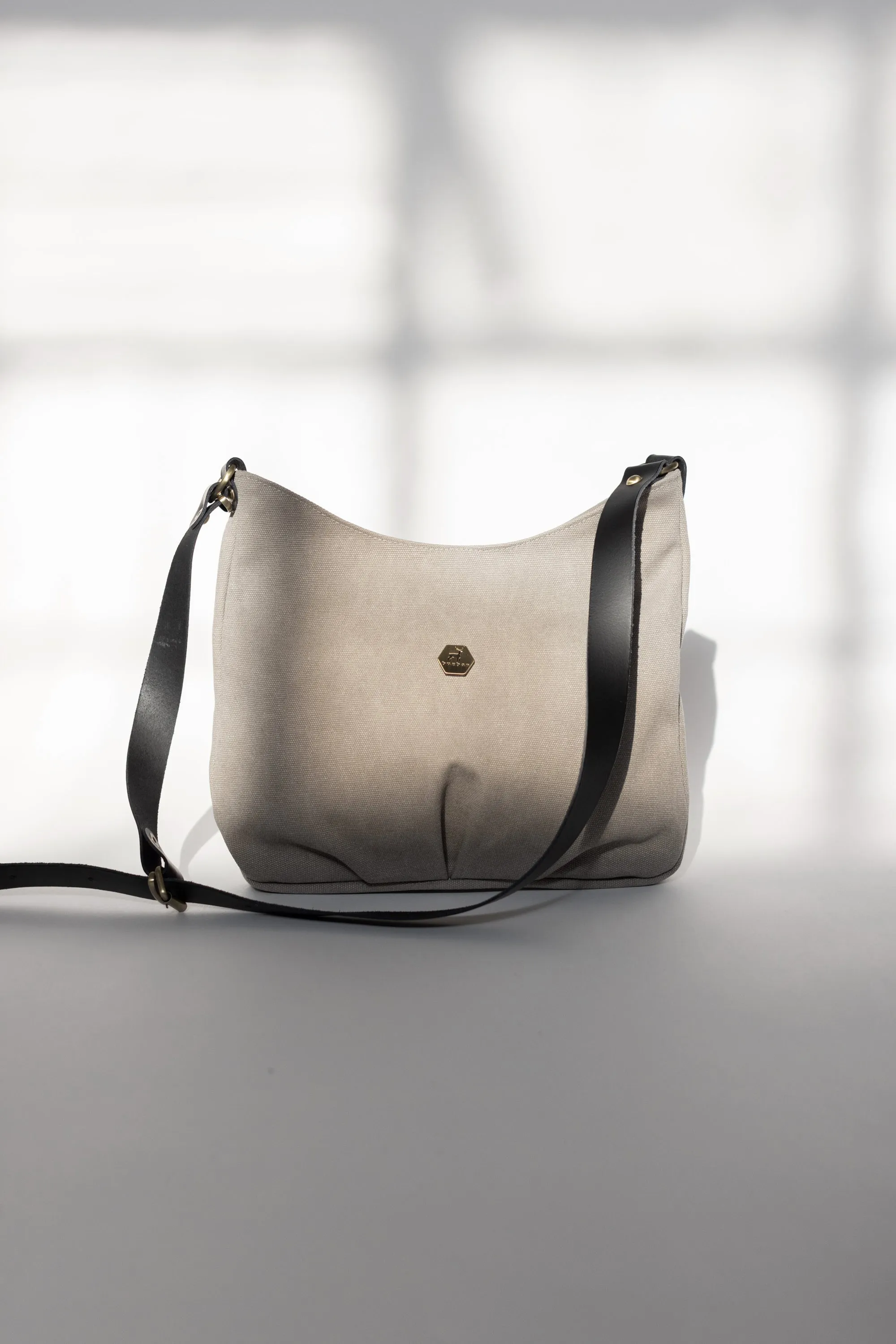 Crossbody Bag Loa Grey Beige