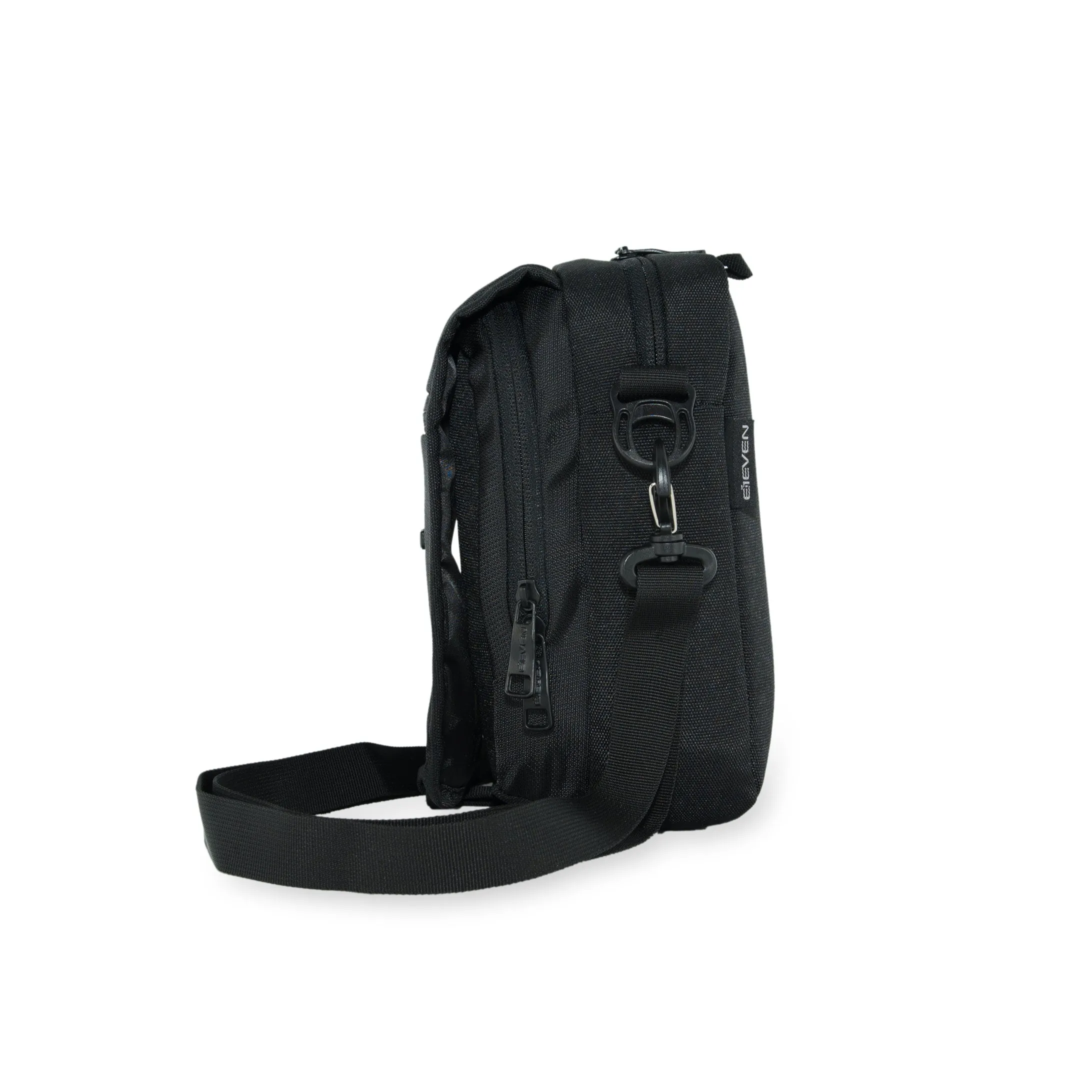 Eleven Travel Pouch Cyber