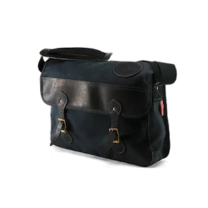 Frost River Premium Messenger Brief - Black