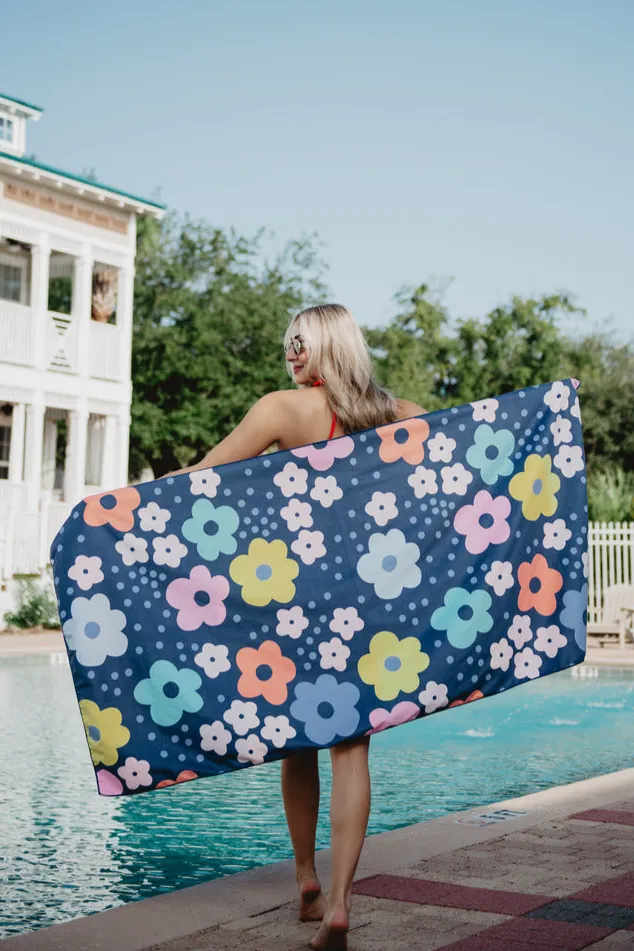 Navy Daisy Pool Beach Quick Dry Towel