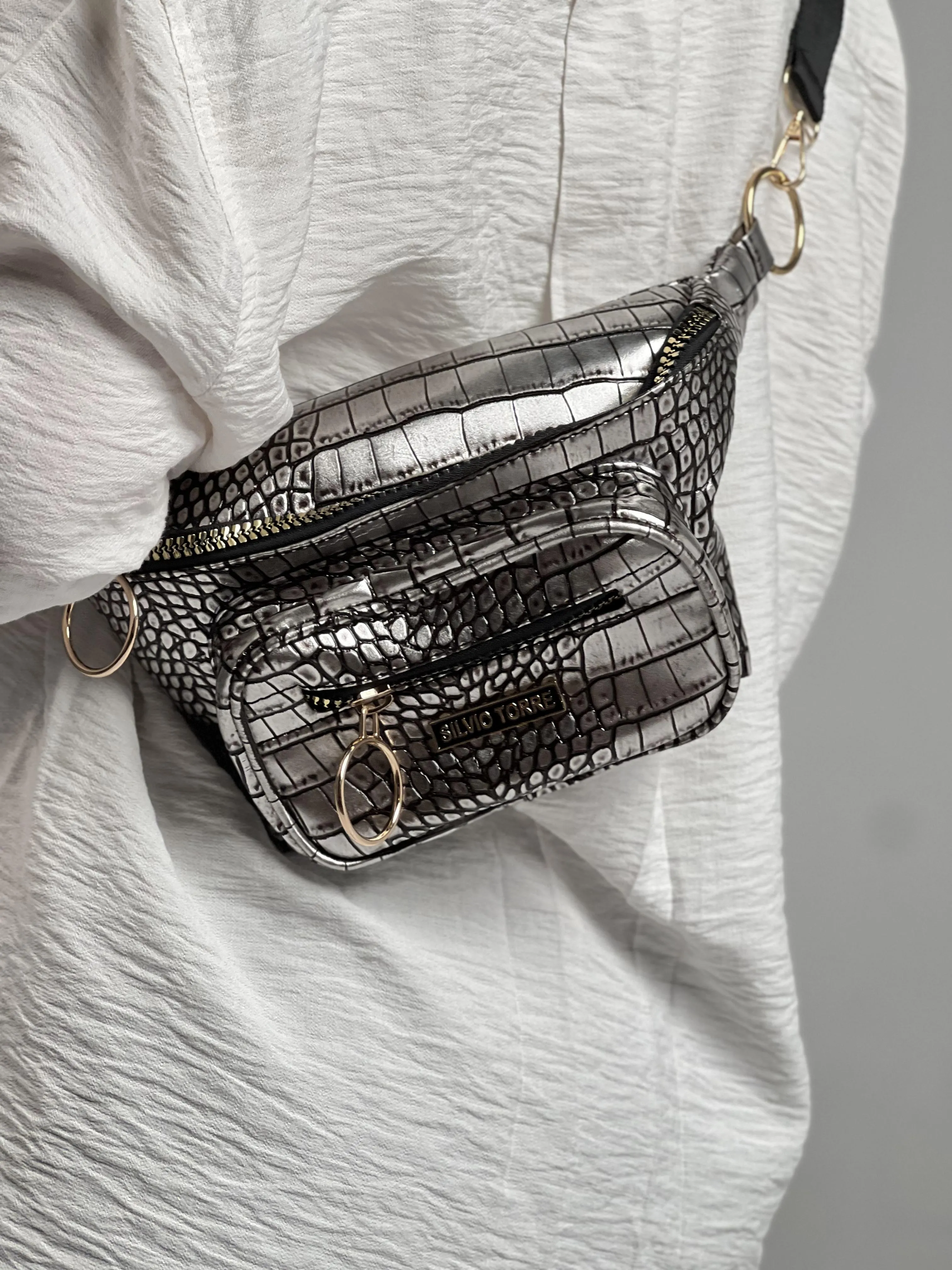 Shiny Snake Leather Super Ring Waist Bag