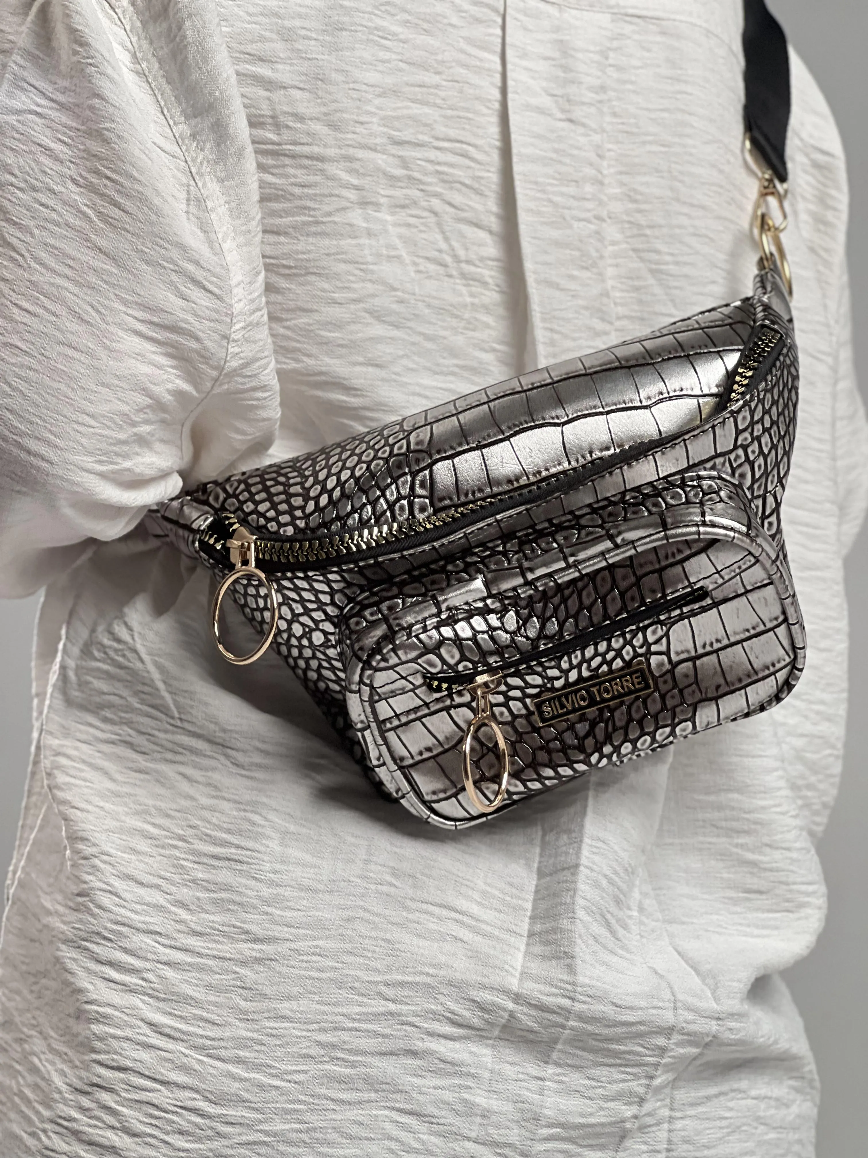 Shiny Snake Leather Super Ring Waist Bag