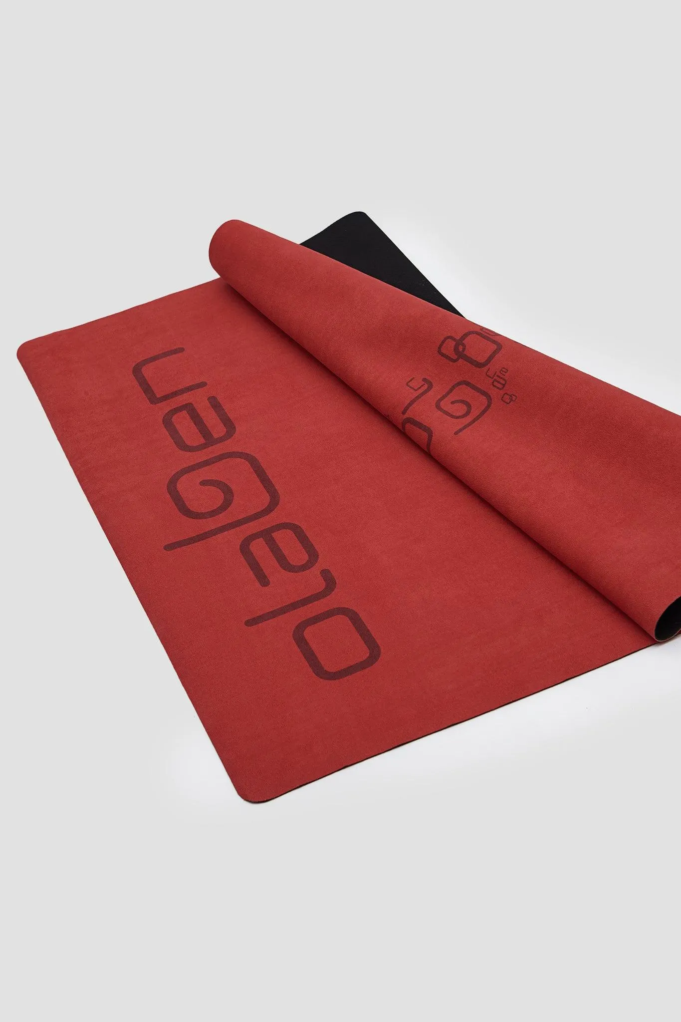 Suede Foldable Travel Yoga Mat - Red