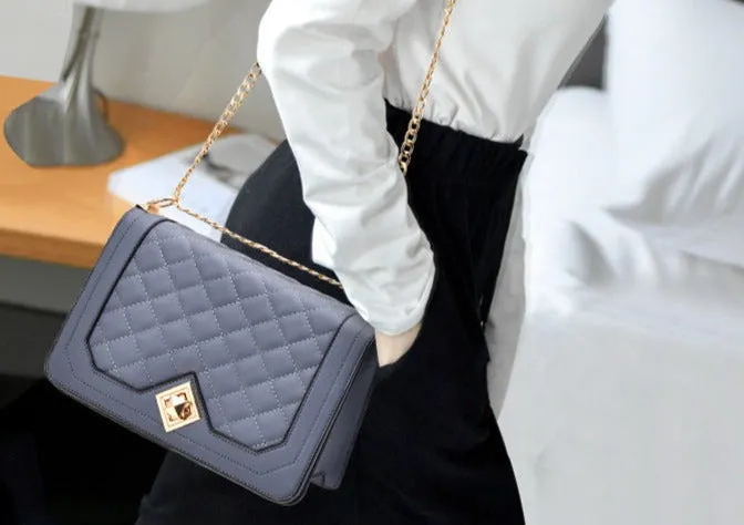 Trendy fashion diamond embossed crossbody handheld small square bag fresh and sweet ladies bag