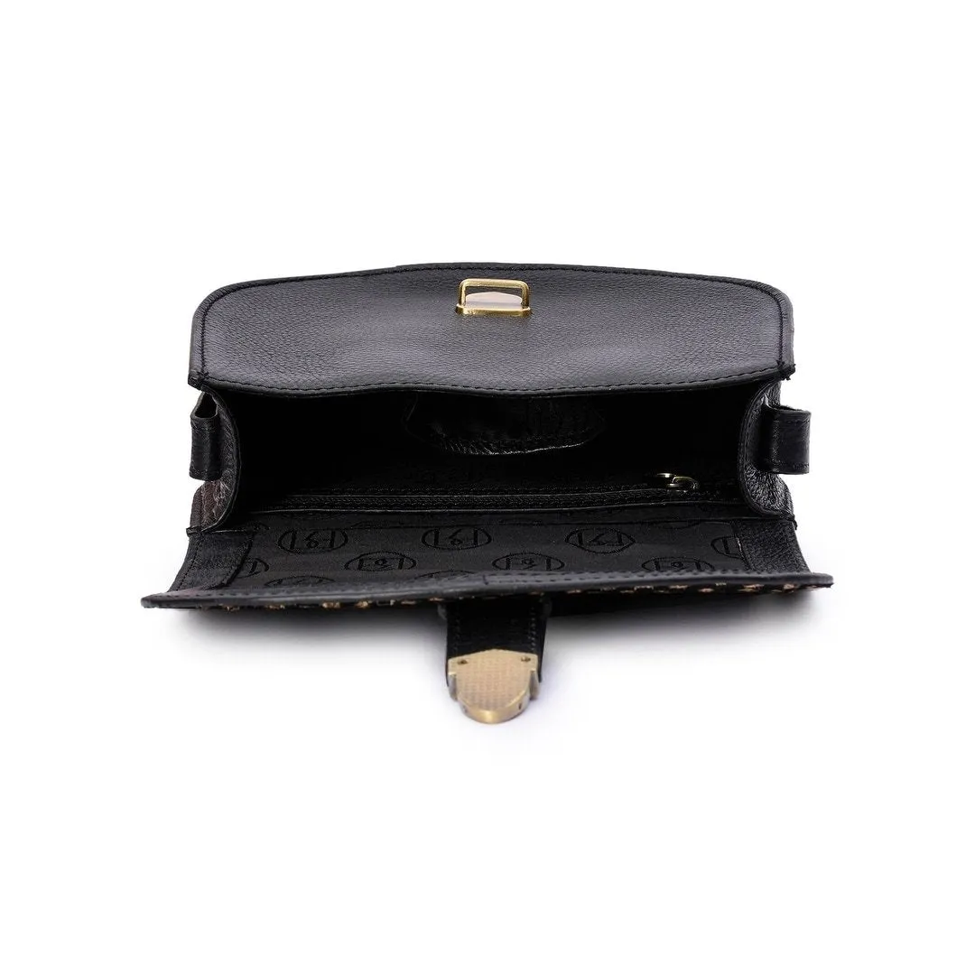 Women's Leather Crossbody Bag - PRU1349